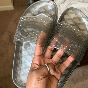 Fenty slides